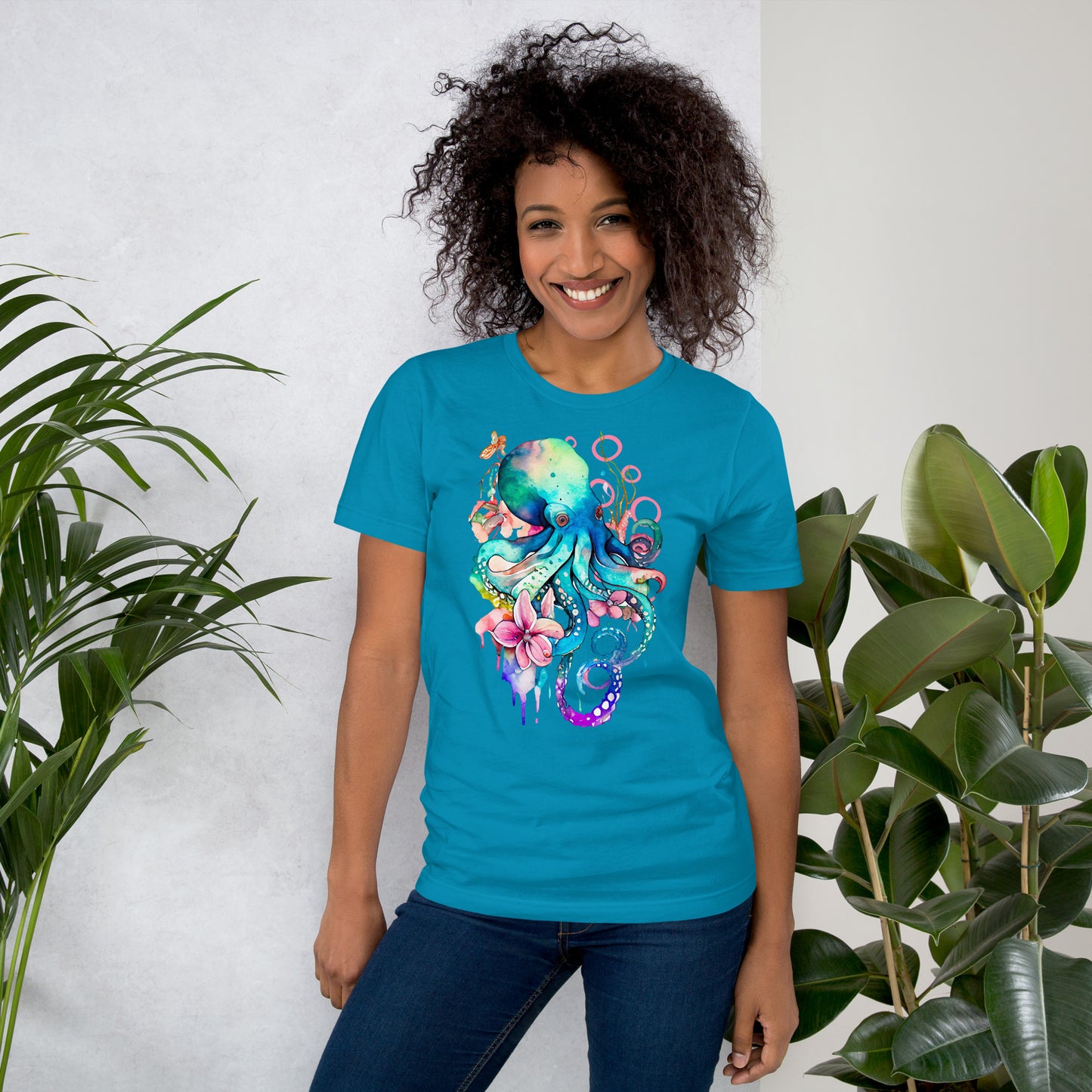 T-shirt Senhora com Estampa de Polvo em Aguarela Rosa e Azul - Conforto e Estilo