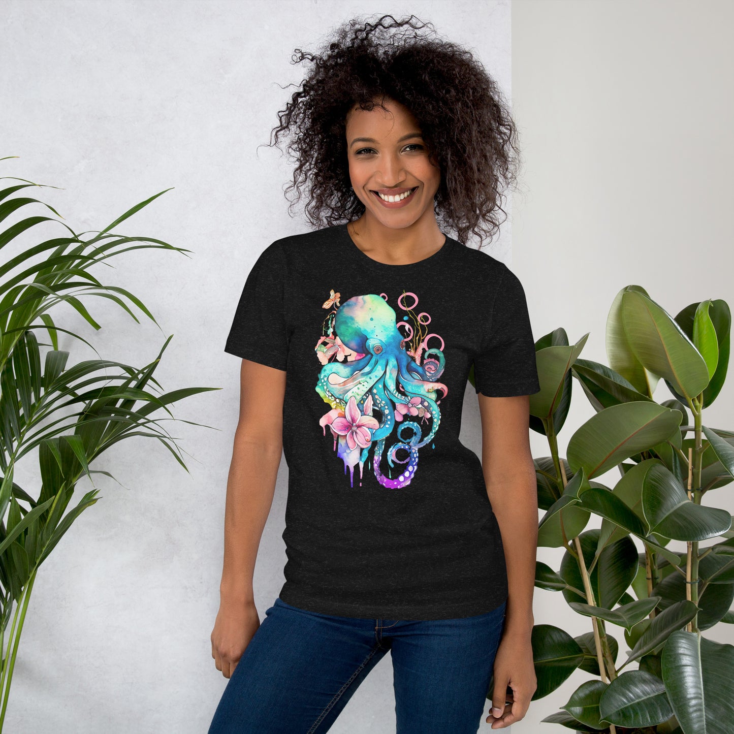 T-shirt Senhora com Estampa de Polvo em Aguarela Rosa e Azul - Conforto e Estilo