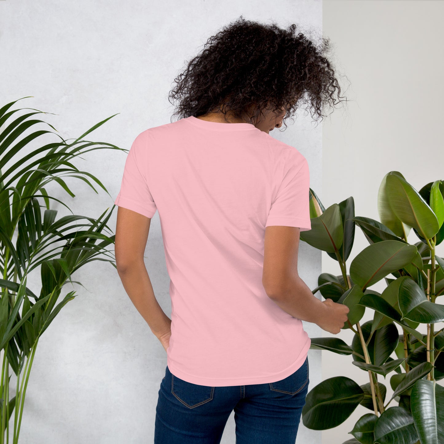 T-shirt Senhora com Estampa de Polvo em Aguarela Rosa e Azul - Conforto e Estilo